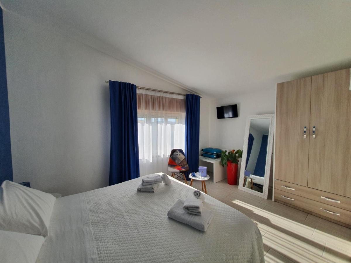 Blue Velvet Rooms Tortolì Екстериор снимка