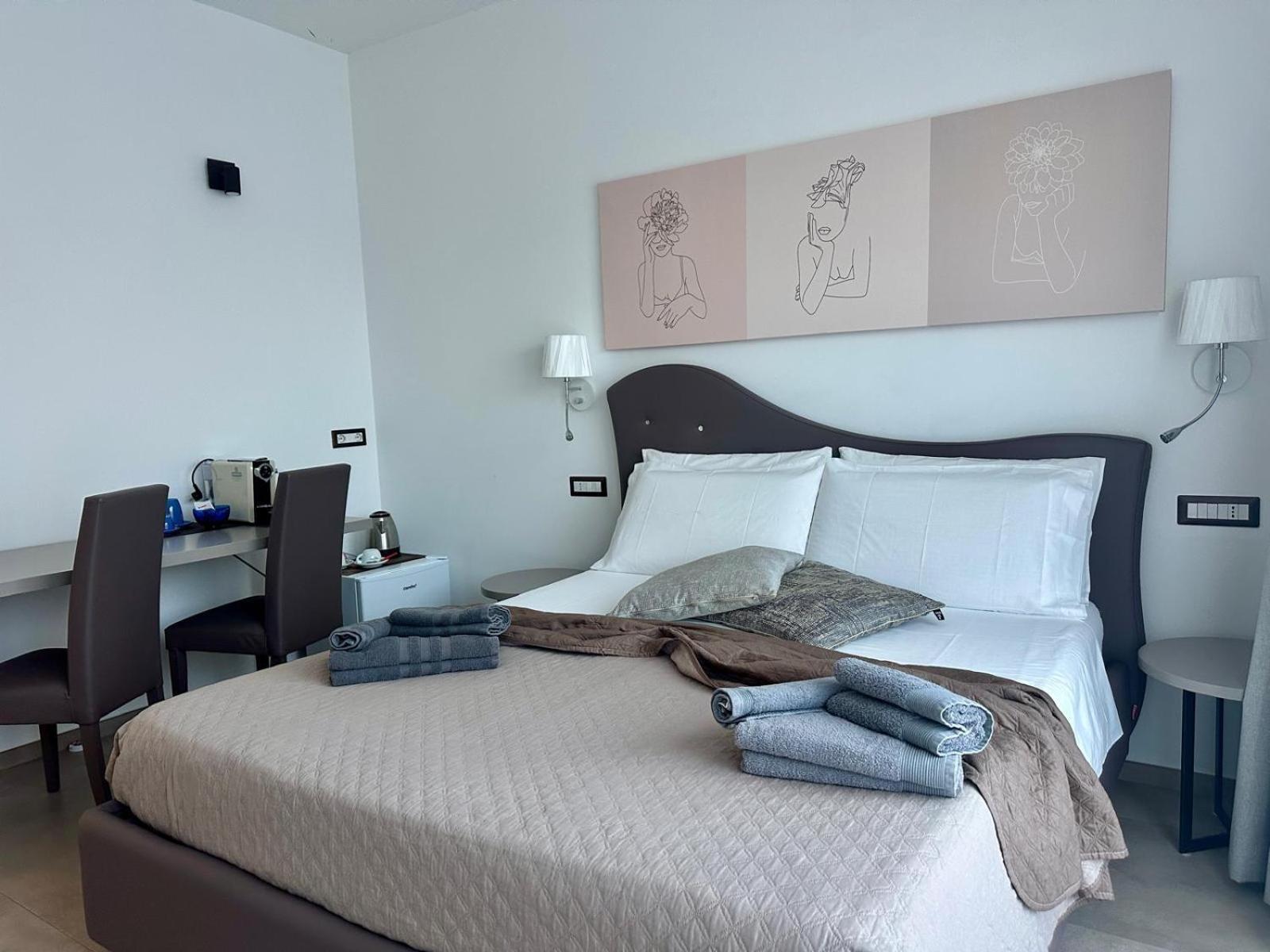 Blue Velvet Rooms Tortolì Екстериор снимка